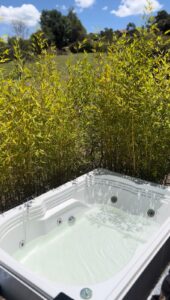 Pyramid Bungalow para dos personas en Villa de Leyva, hospedaje rodeado de naturaleza y vistas únicas.